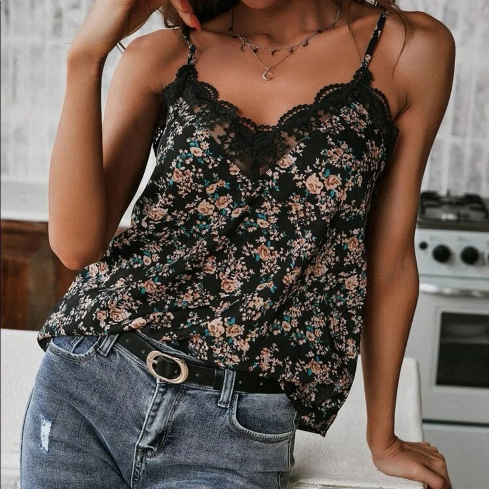 Allover Floral Print Contrast Lace Cami - Picture 10 of 12